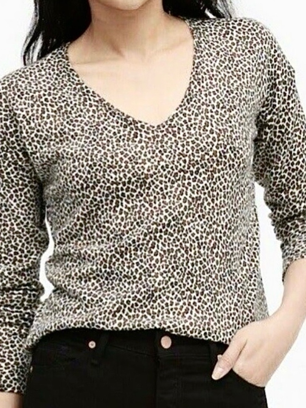Banana Republic leopard print Merino wool long sleeve top